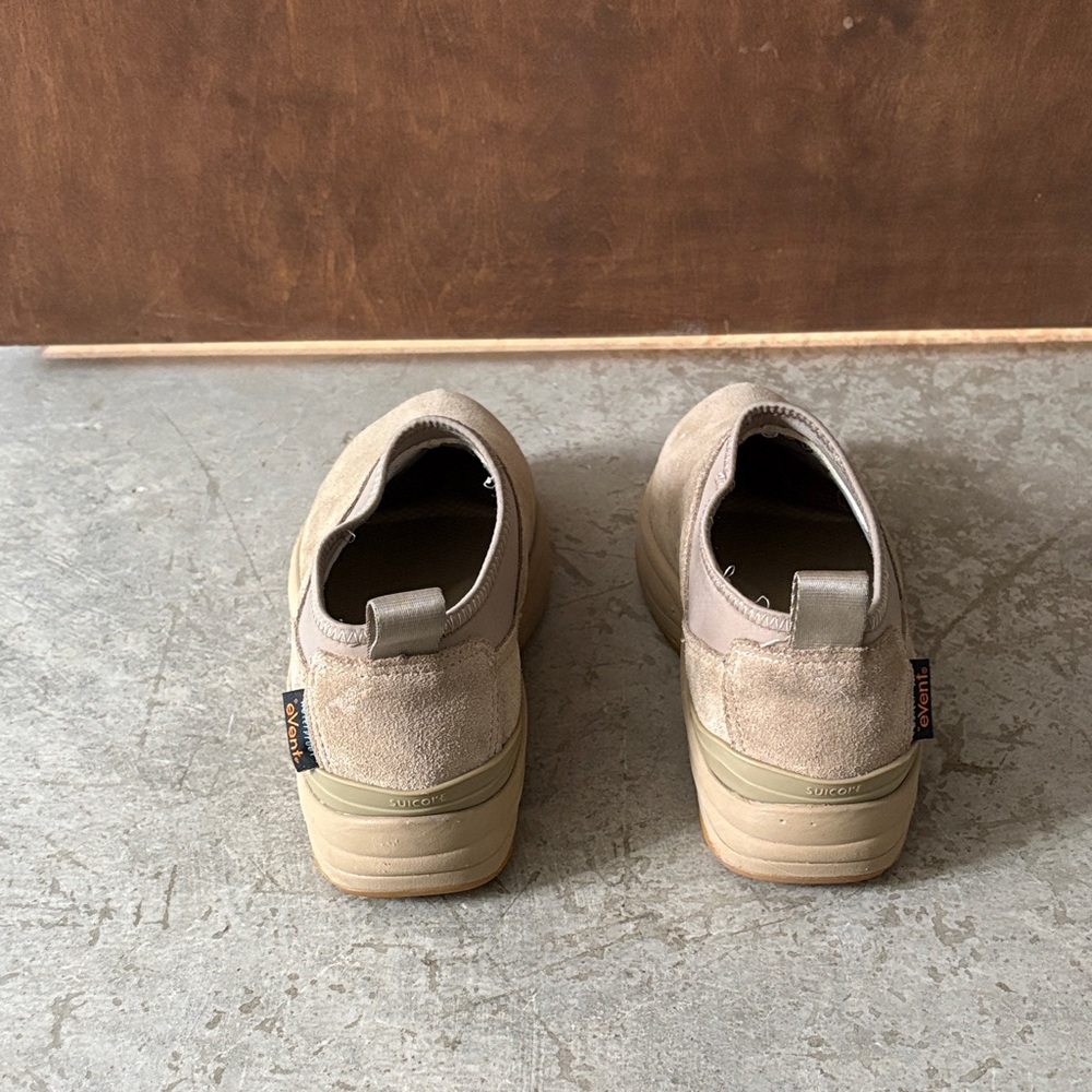 Women’s Tan Suede Slip-On Shoes - Picture 3 of 5